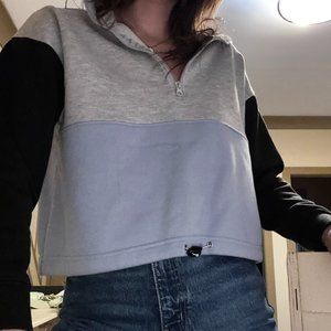 cropped sweatshirt